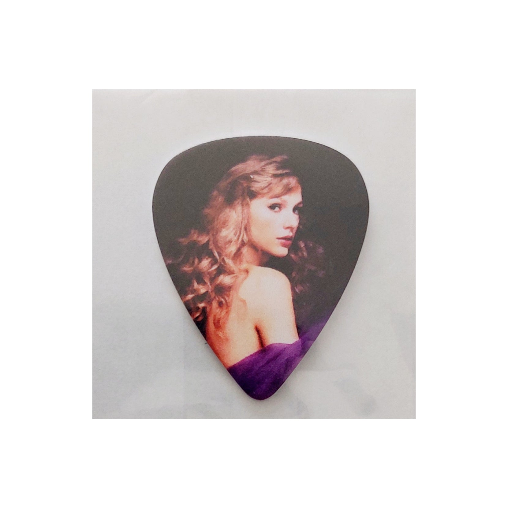 Taylor_Swift_Speak_Now_Taylors_Version_Guitar_Pick
