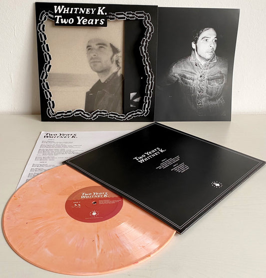 Whitney K: Two Years - Orange/Rot/Weiß marmorierte Vinyl-LP in gestanzter Hülle